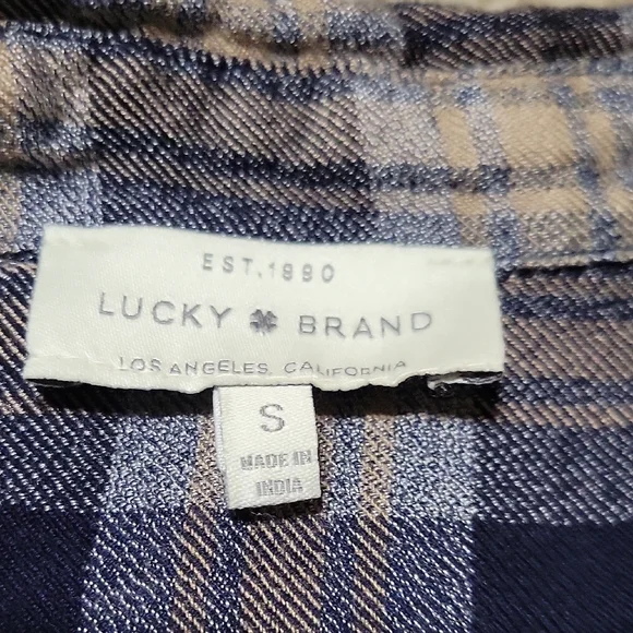 🌞Lucky Brand Blue and Gray Checkered Button Down Shirt. Small - Picture 2 of 5